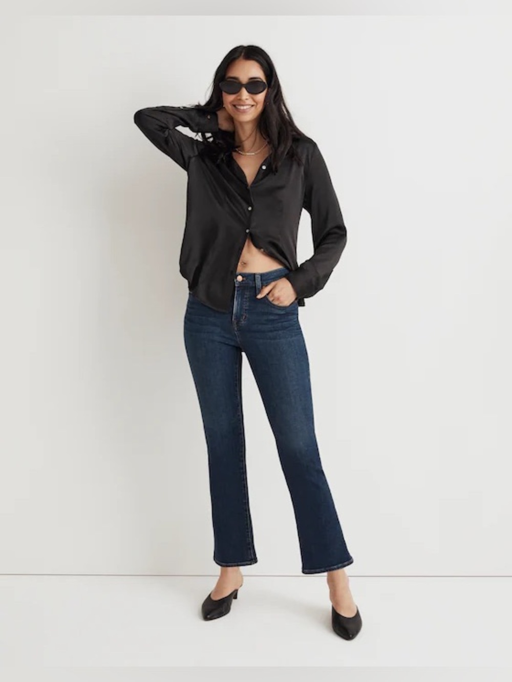 Madewell Midrise Kick Out Jeans $128MSRP
Colleton WashSuper Stretch